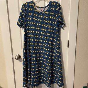 LuLaRoe yellow tulip T-shirt dress sz M